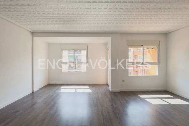 3 makuuhuone Asunto vuokrattavana paikassa Mestalla, Valencia kaupunki - 1 500 € (Ref: 10044216)