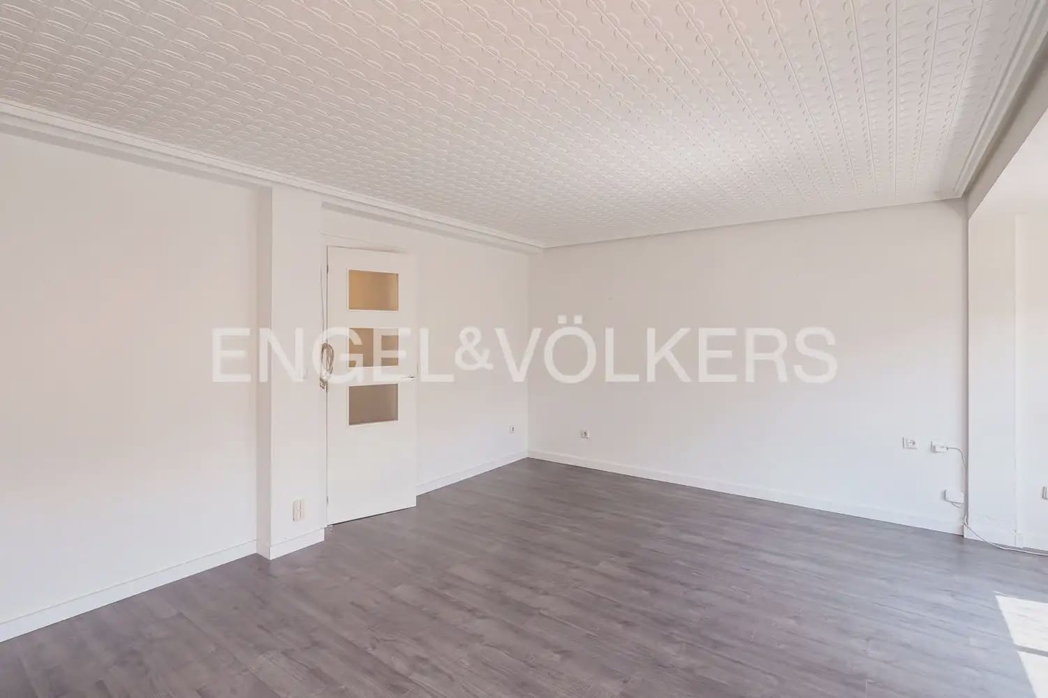 3 makuuhuone Asunto vuokrattavana paikassa Valencia kaupunki - 1 500 € (Ref: 10044216)