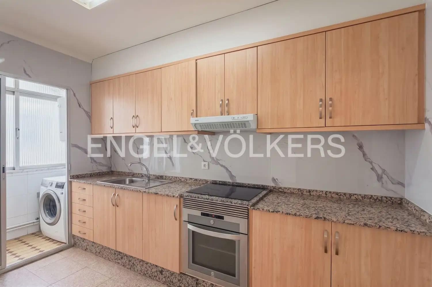 3 makuuhuone Asunto vuokrattavana paikassa Valencia kaupunki - 1 500 € (Ref: 10044216)