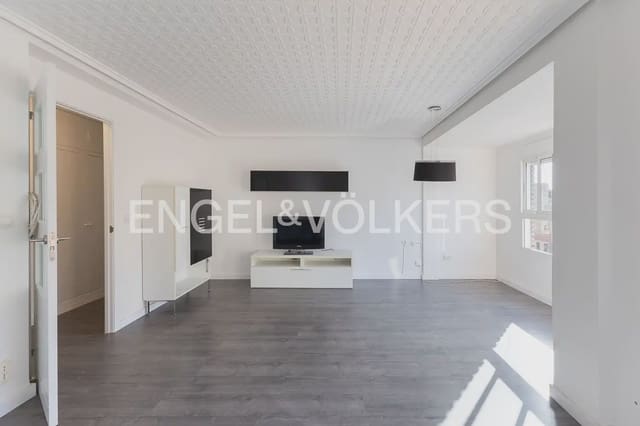 Piso de 3 habitaciones en Mestalla, València ciudad en alquiler - 1.500 € (Ref: 10044216)