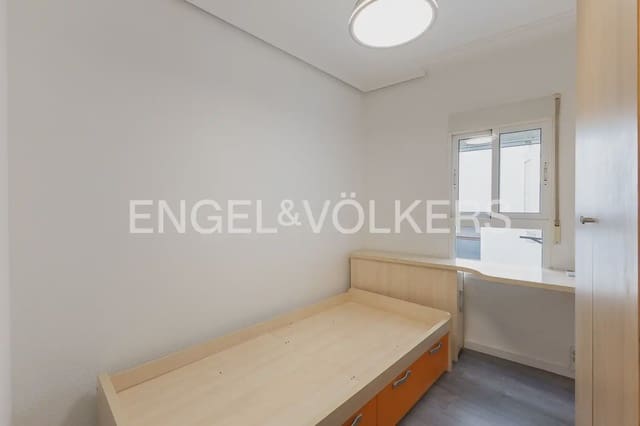 Piso de 3 habitaciones en Mestalla, València ciudad en alquiler - 1.500 € (Ref: 10044216)