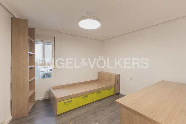 Piso de 3 habitaciones en Mestalla, València ciudad en alquiler - 1.500 € (Ref: 10044216)
