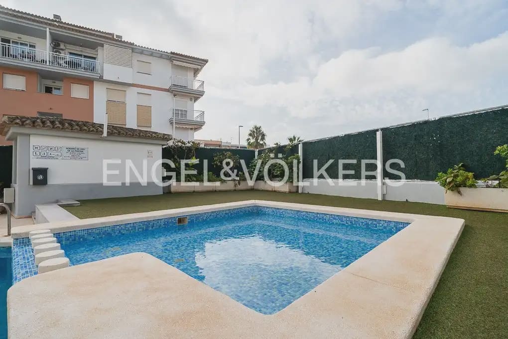 4 sypialnia Apartament do wynajęcia w Javea / Xabia z basenem garażem - 1 500 € (Ref: 10044217)