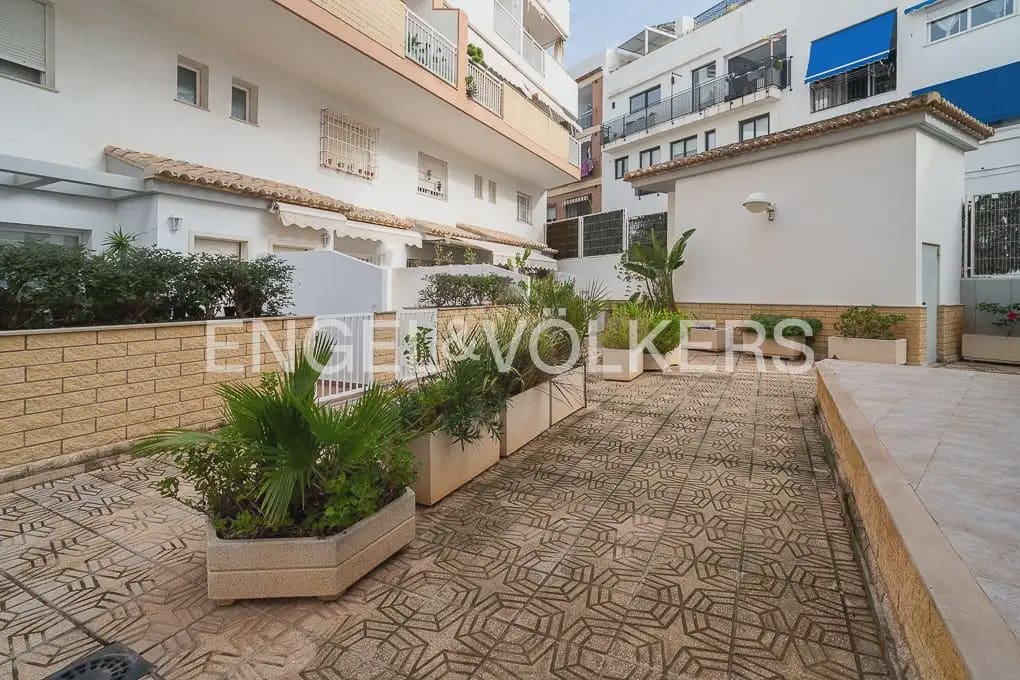 4 sypialnia Apartament do wynajęcia w Javea / Xabia z basenem garażem - 1 500 € (Ref: 10044217)