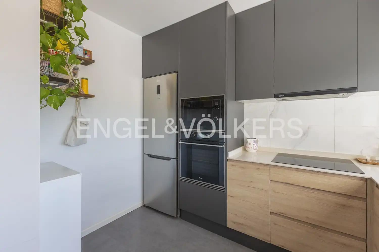 3 quarto Moradia para venda em Gilet com piscina garagem - 670 000 € (Ref: 10045314)