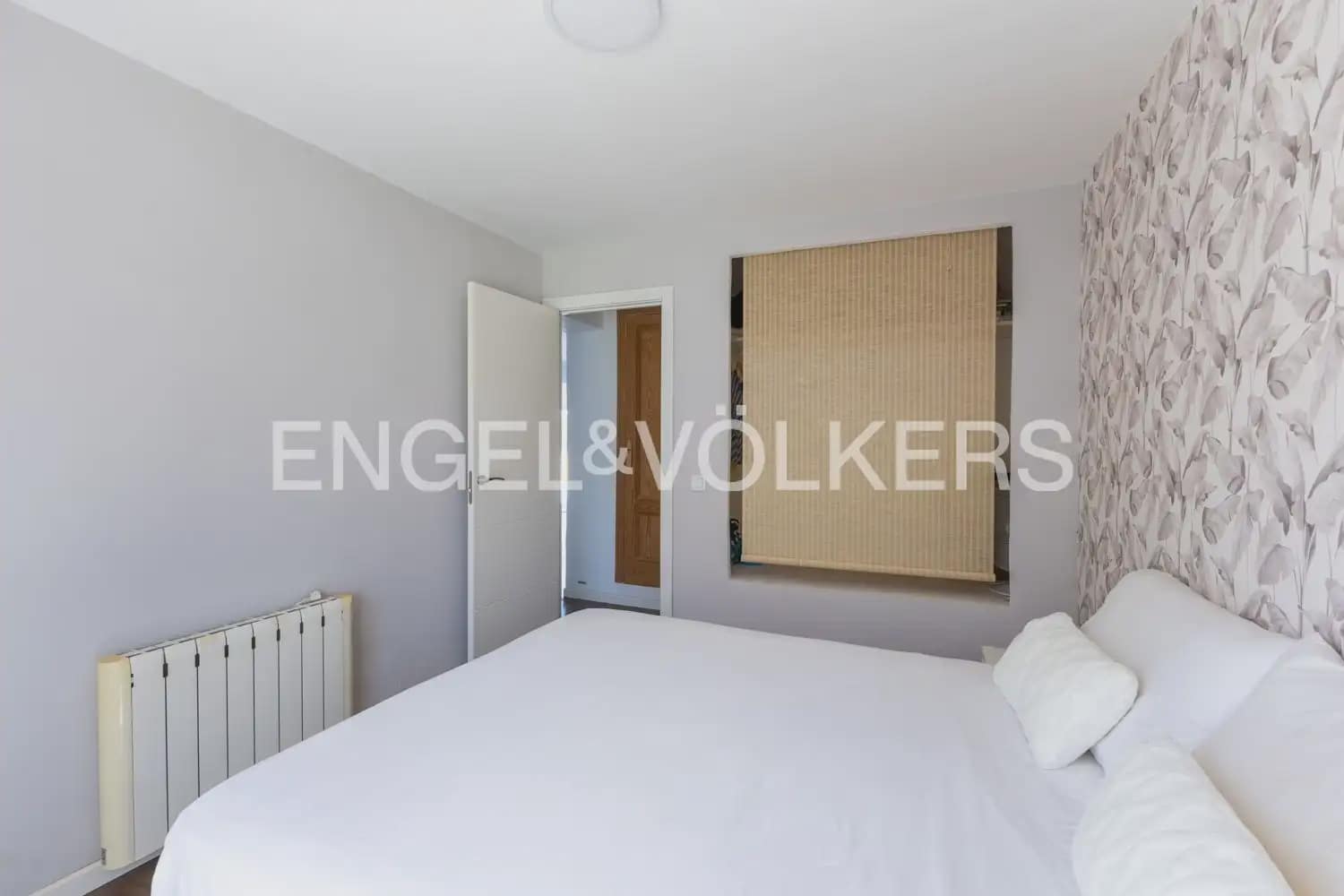 3 quarto Moradia para venda em Gilet com piscina garagem - 670 000 € (Ref: 10045314)