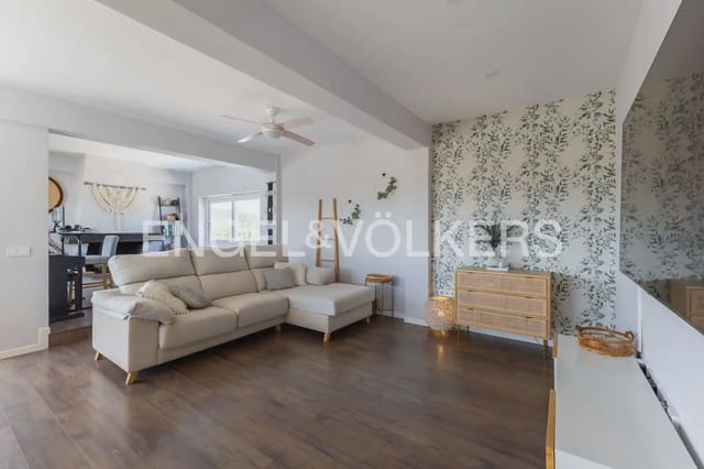 3 quarto Moradia para venda em Gilet com piscina garagem - 670 000 € (Ref: 10045314)