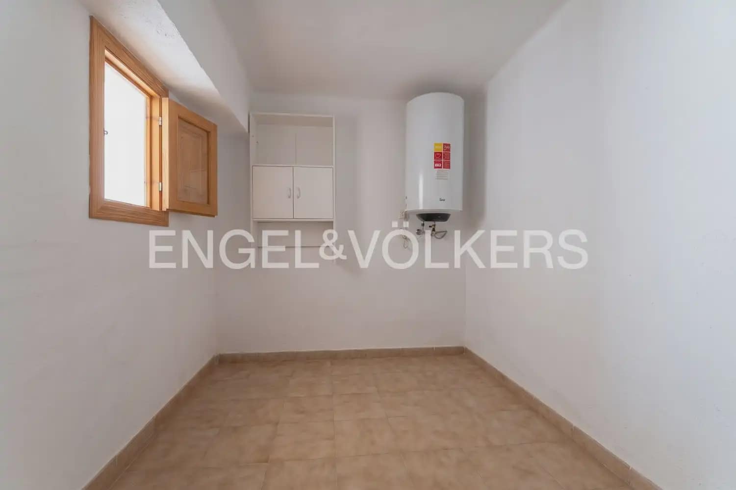 3 quarto Moradia para venda em Gilet com piscina garagem - 670 000 € (Ref: 10045314)