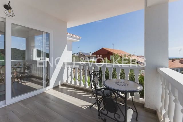 3 quarto Moradia para venda em Gilet com piscina garagem - 670 000 € (Ref: 10045314)