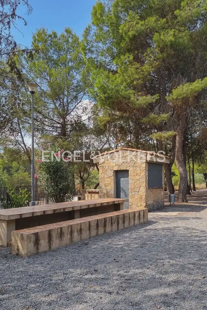 3 quarto Moradia para venda em Gilet com piscina garagem - 670 000 € (Ref: 10045314)