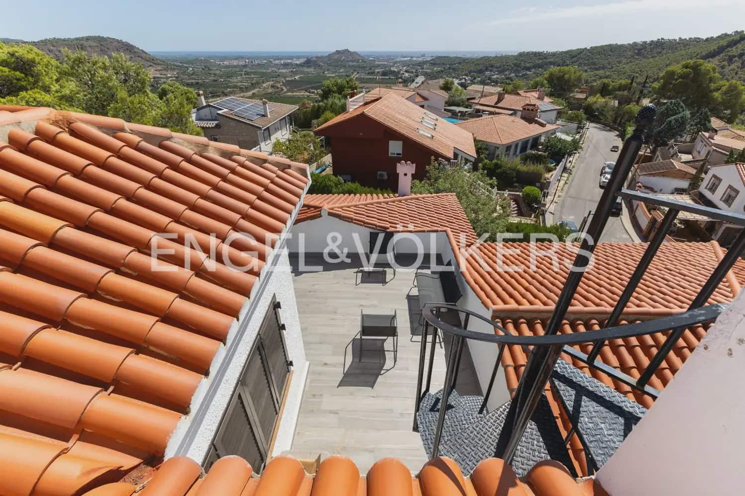 3 quarto Moradia para venda em Gilet com piscina garagem - 670 000 € (Ref: 10045314)