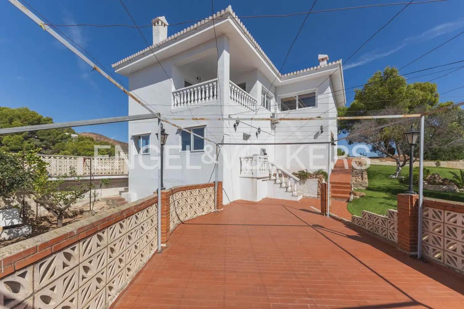 3 quarto Moradia para venda em Gilet com piscina garagem - 670 000 € (Ref: 10045314)