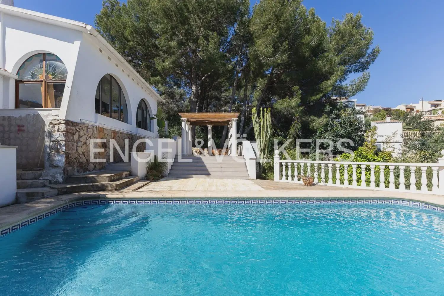 4 soverom Villa til salgs i Denia med svømmebasseng garasje - € 429 000 (Ref: 10045680)