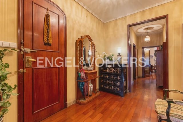 5 quarto Apartamento para venda em La Gran Via, Valência cidade - 550 000 € (Ref: 10048025)