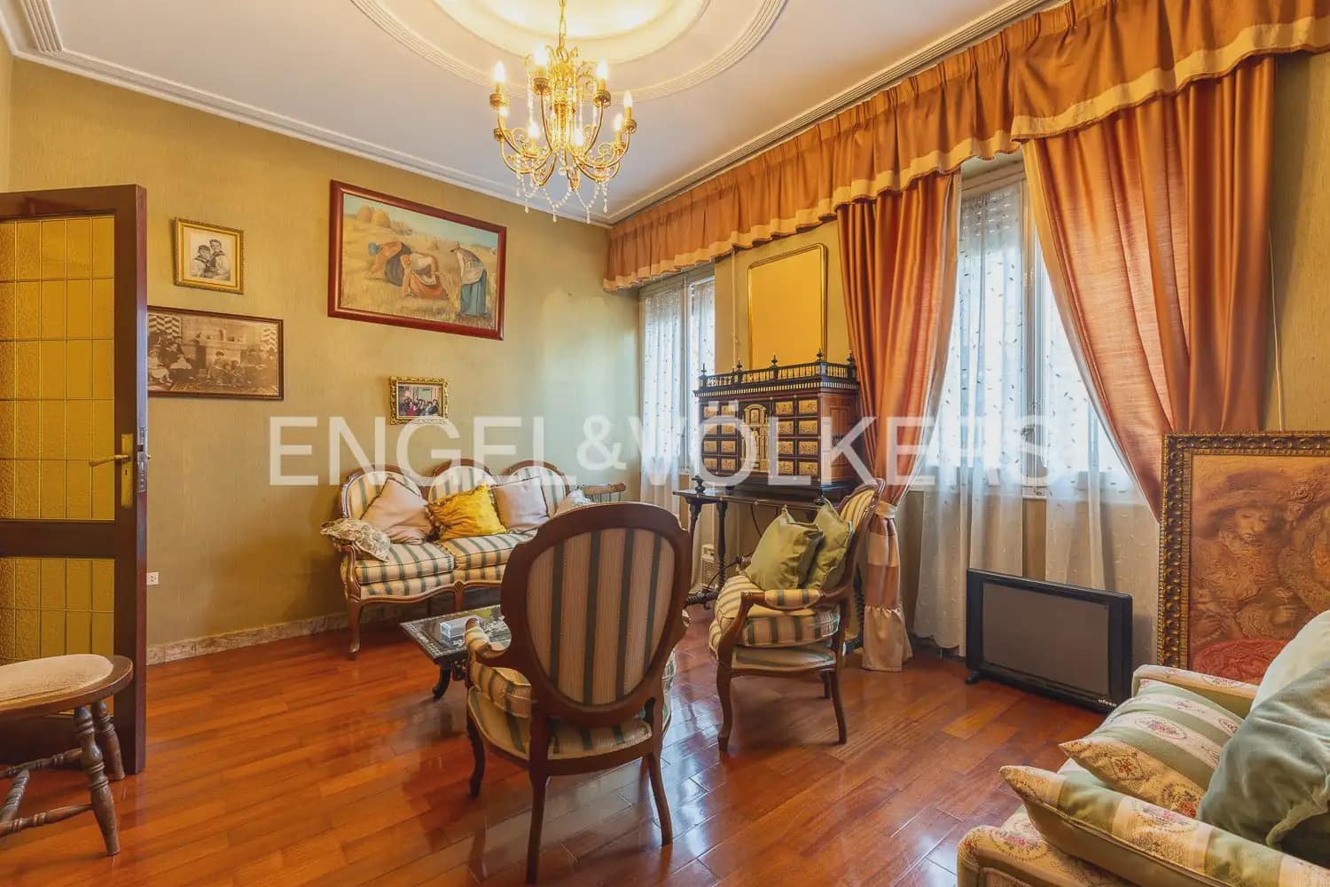5 quarto Apartamento para venda em Valencia cidade - 550 000 € (Ref: 10048025)
