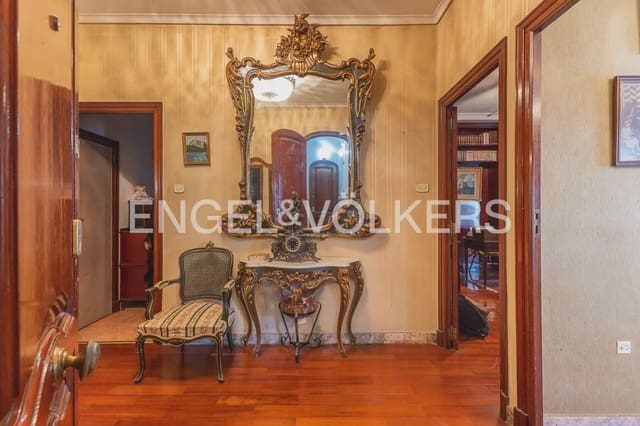 5 quarto Apartamento para venda em La Gran Via, Valência cidade - 550 000 € (Ref: 10048025)