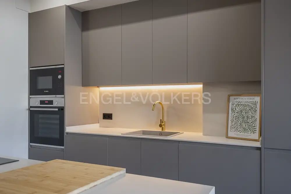 2 camera da letto Appartamento da affittare in Valencia citta - 2.500 € (Rif: 10048132)