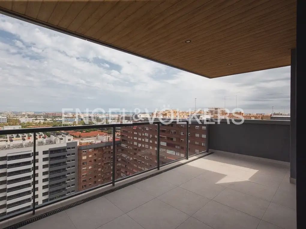 3 sypialnia Mieszkanie do wynajęcia w Miasto Walencja z basenem garażem - 2 400 € (Ref: 10048488)