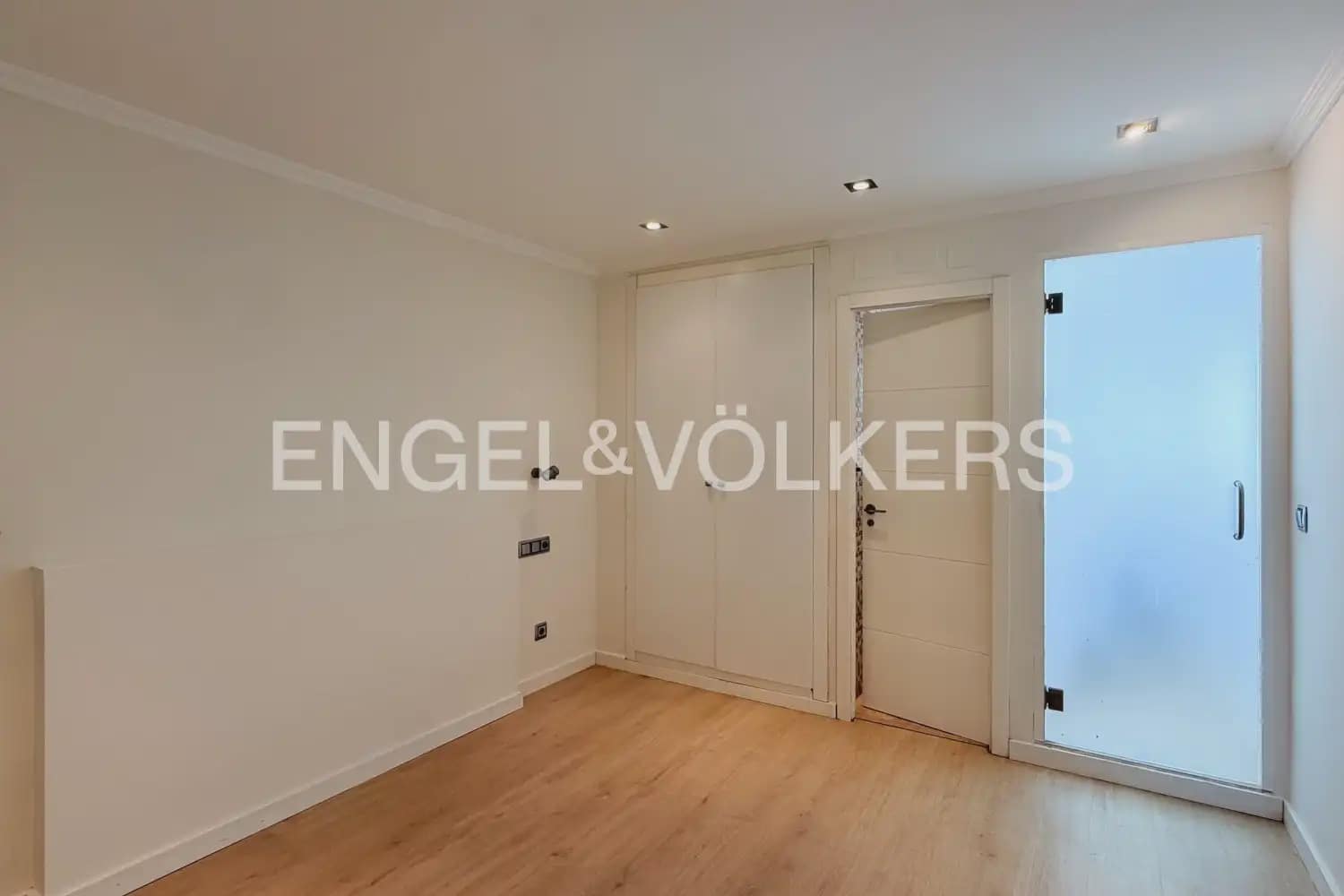 2 Zimmer Wohnung zu vermieten in Valencia Stadt - 1.600 € (Ref: 10054407)