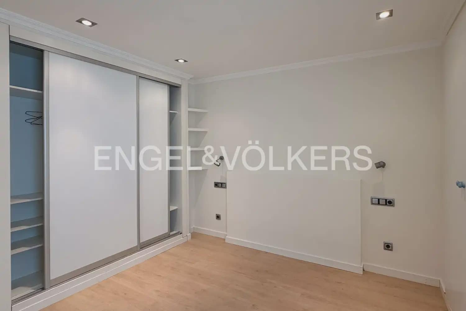 2 Zimmer Wohnung zu vermieten in Valencia Stadt - 1.600 € (Ref: 10054407)