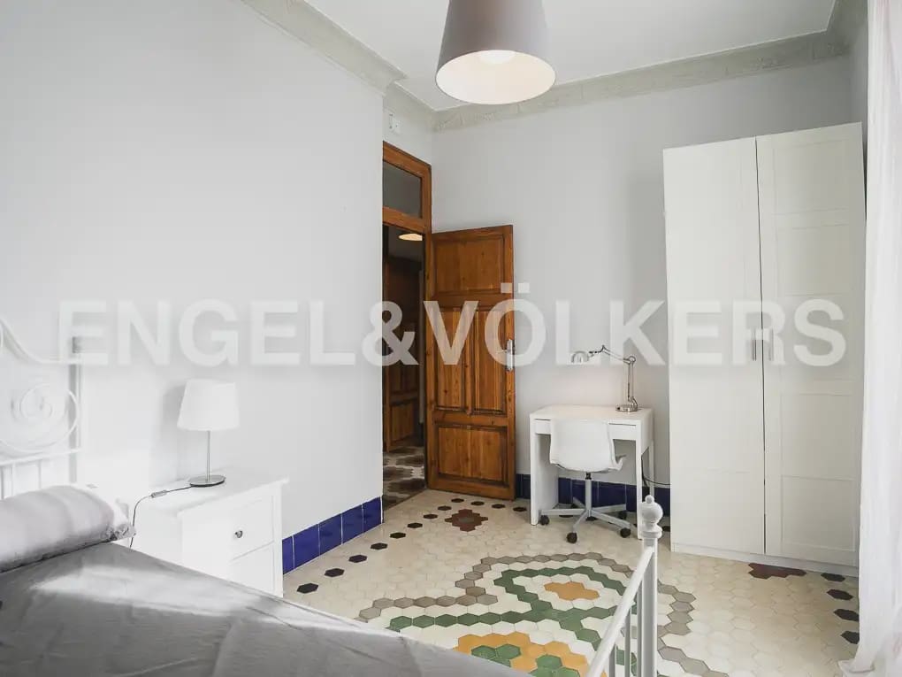 4 makuuhuone Asunto vuokrattavana paikassa Valencia kaupunki - 2 000 € (Ref: 10055610)
