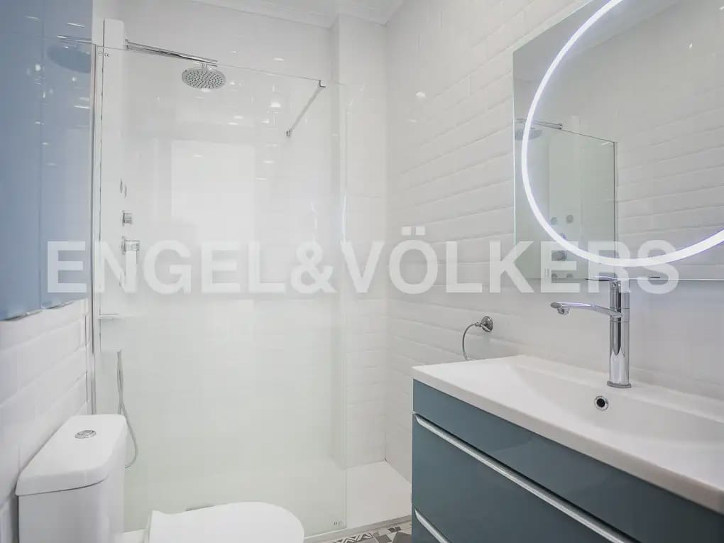 4 makuuhuone Asunto vuokrattavana paikassa Valencia kaupunki - 2 000 € (Ref: 10055610)