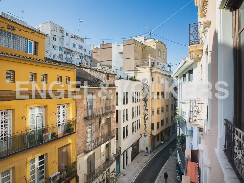 4 makuuhuone Asunto vuokrattavana paikassa Valencia kaupunki - 2 000 € (Ref: 10055610)