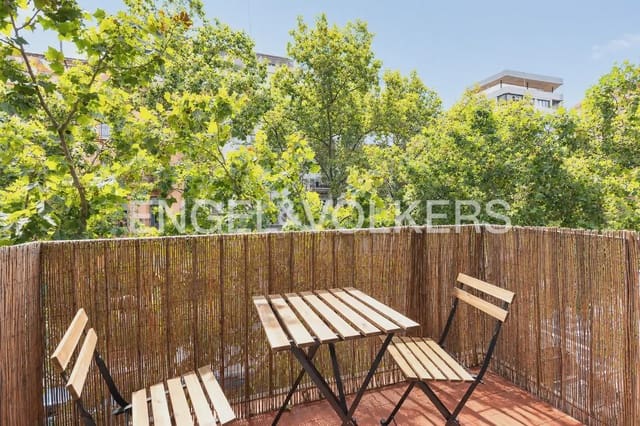 Appartement de 3 chambres à louer à Exposicio, Valence ville - 2 500 € (Ref: 10055611)