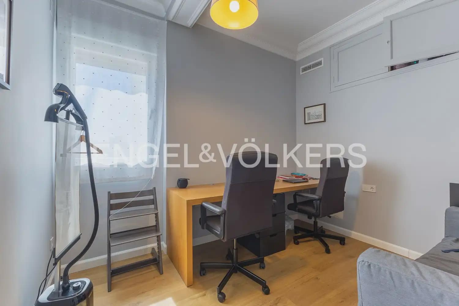 4 slaapkamer Flat te huur in Valencia stad - € 4.200 (Ref: 10055612)