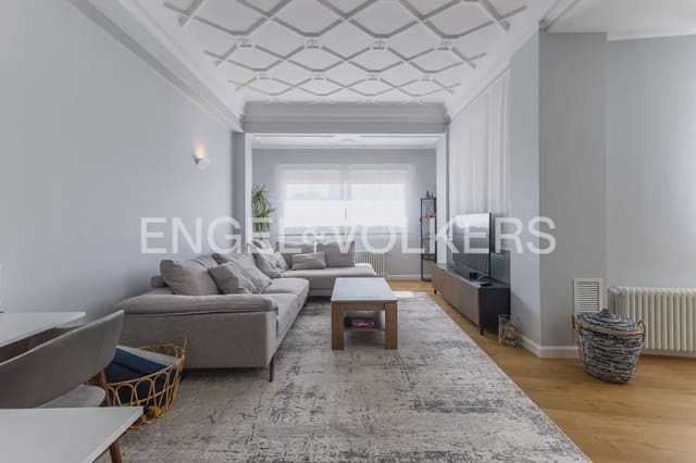 4 slaapkamer Flat te huur in El Mercat, Valencia stad - € 4.200 (Ref: 10055612)