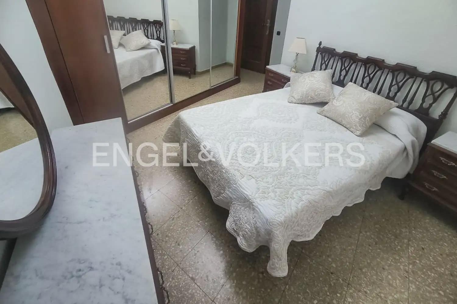 3 makuuhuone Asunto vuokrattavana paikassa Valencia kaupunki - 1 500 € (Ref: 10057835)