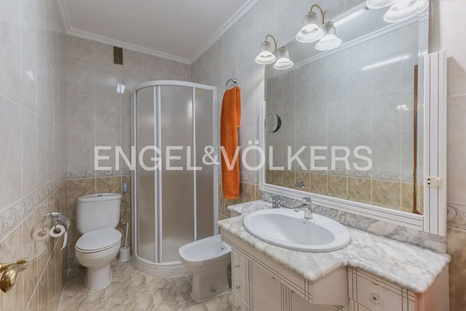 3 soveværelse Lejlighed til leje i Valencia by - € 1.500 (Ref: 10057835)
