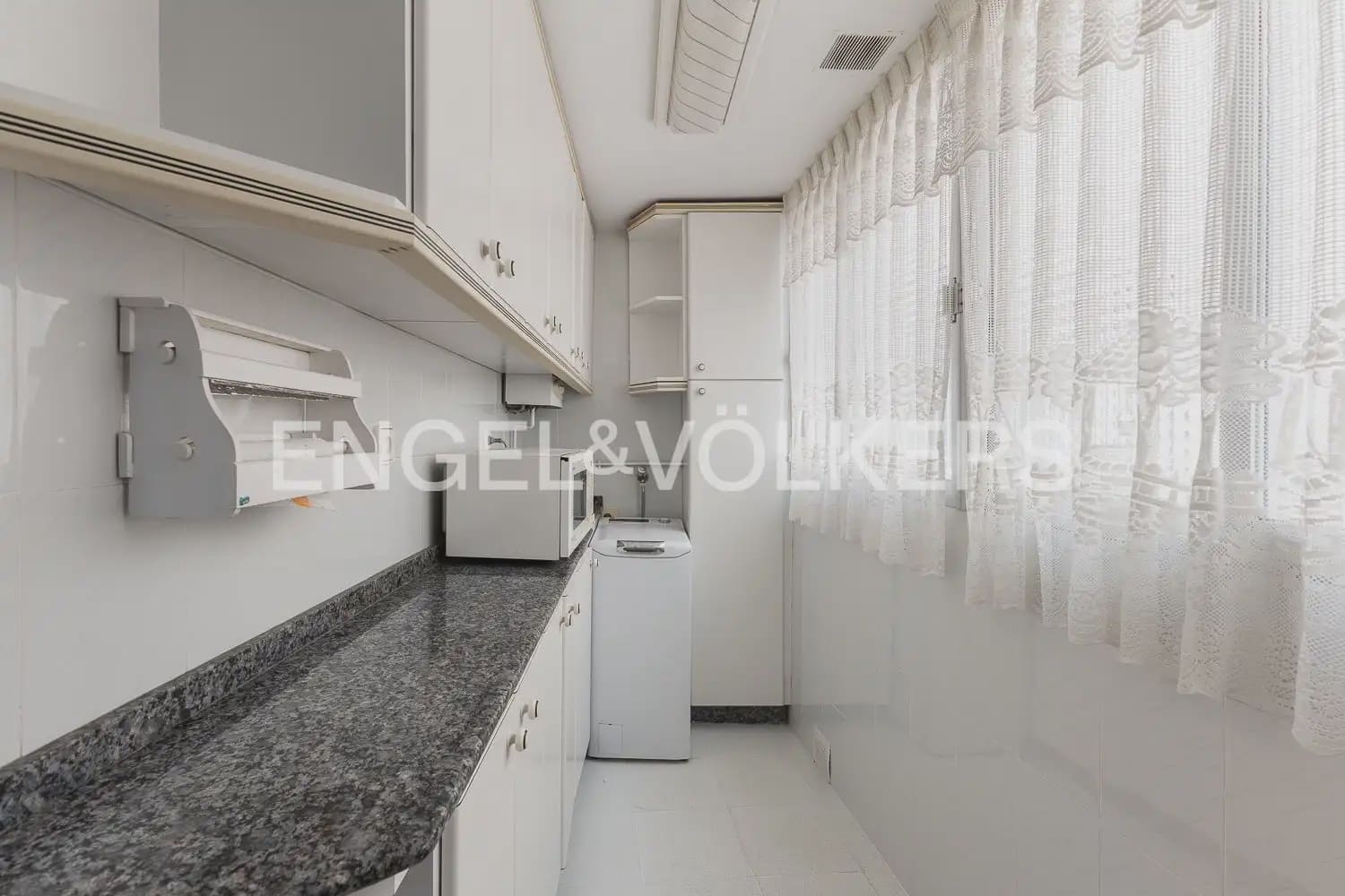 3 soveværelse Lejlighed til leje i Valencia by - € 1.500 (Ref: 10057835)