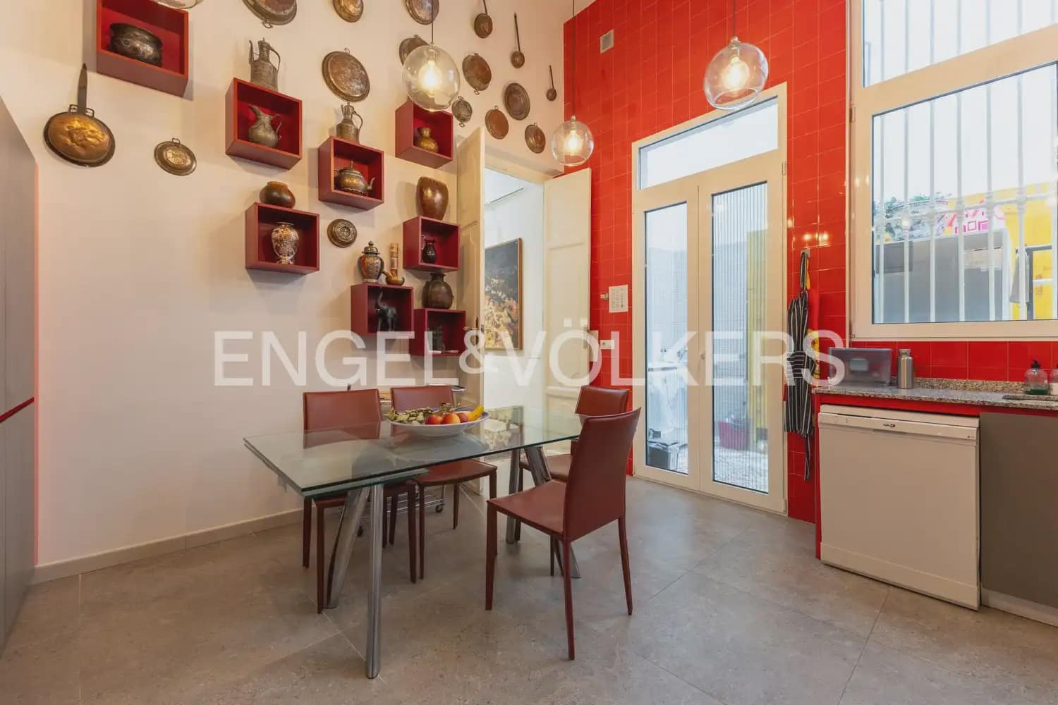 3 slaapkamer Flat te koop in Valencia stad - € 1.850.000 (Ref: 10057836)