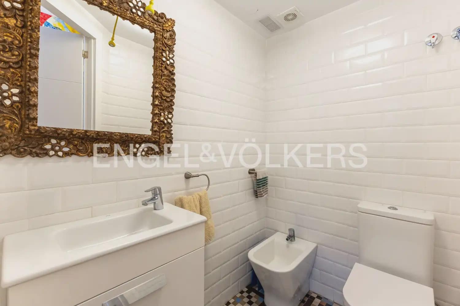 3 slaapkamer Flat te koop in Valencia stad - € 1.850.000 (Ref: 10057836)