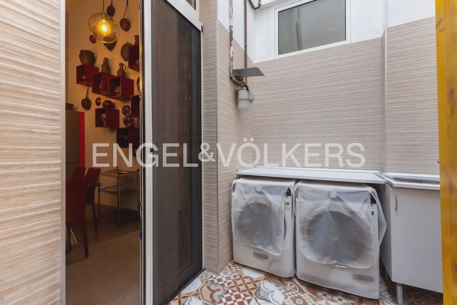 3 slaapkamer Flat te koop in Valencia stad - € 1.850.000 (Ref: 10057836)