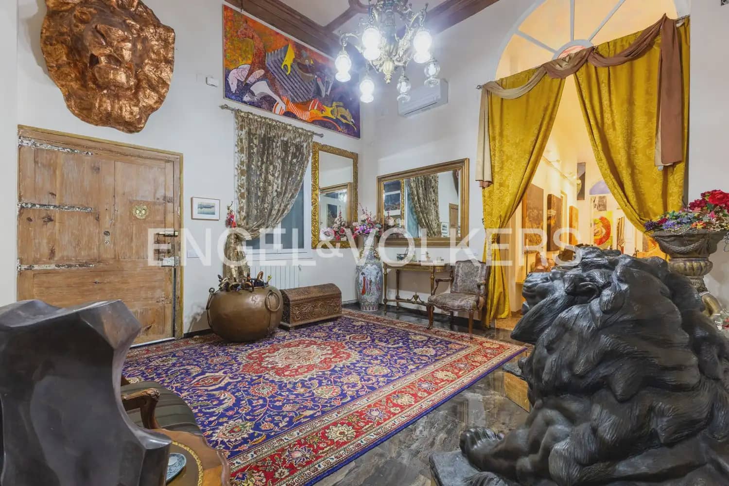 3 slaapkamer Flat te koop in Valencia stad - € 1.850.000 (Ref: 10057836)