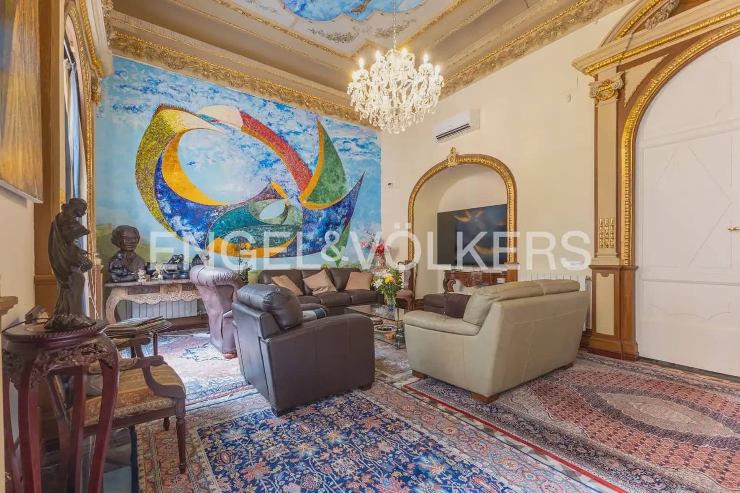 3 slaapkamer Flat te koop in Valencia stad - € 1.850.000 (Ref: 10057836)