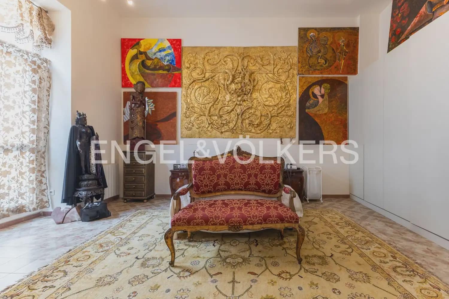 3 slaapkamer Flat te koop in Valencia stad - € 1.850.000 (Ref: 10057836)