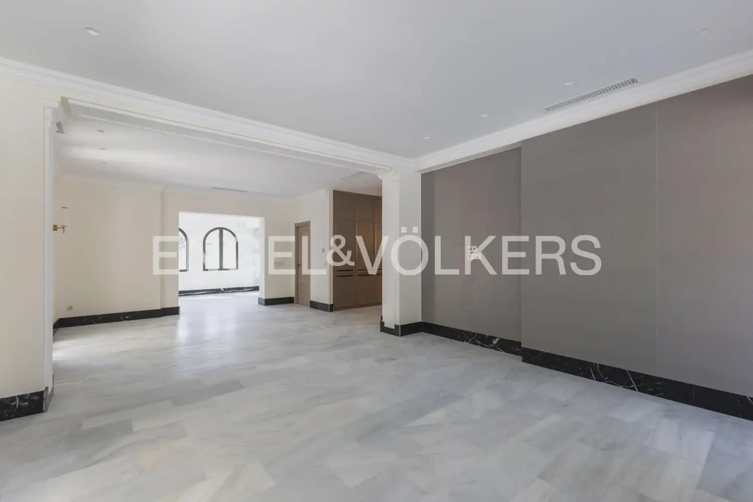 5 soveværelse Villa til leje i Godella med swimmingpool garage - € 22.000 (Ref: 10057837)