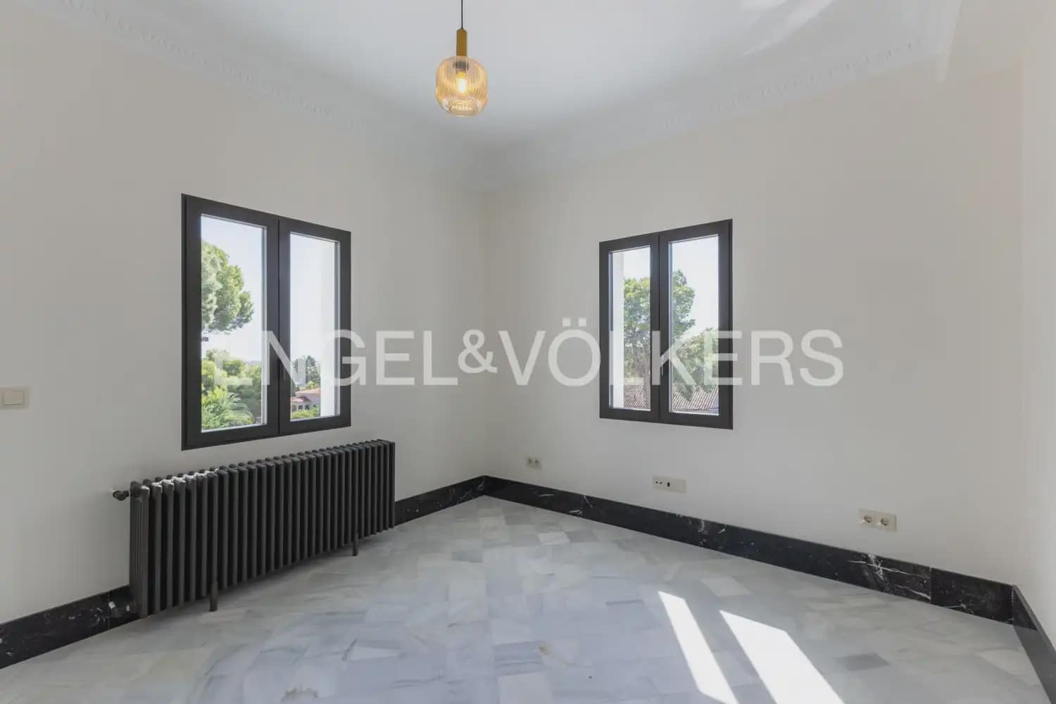 5 soveværelse Villa til leje i Godella med swimmingpool garage - € 22.000 (Ref: 10057837)