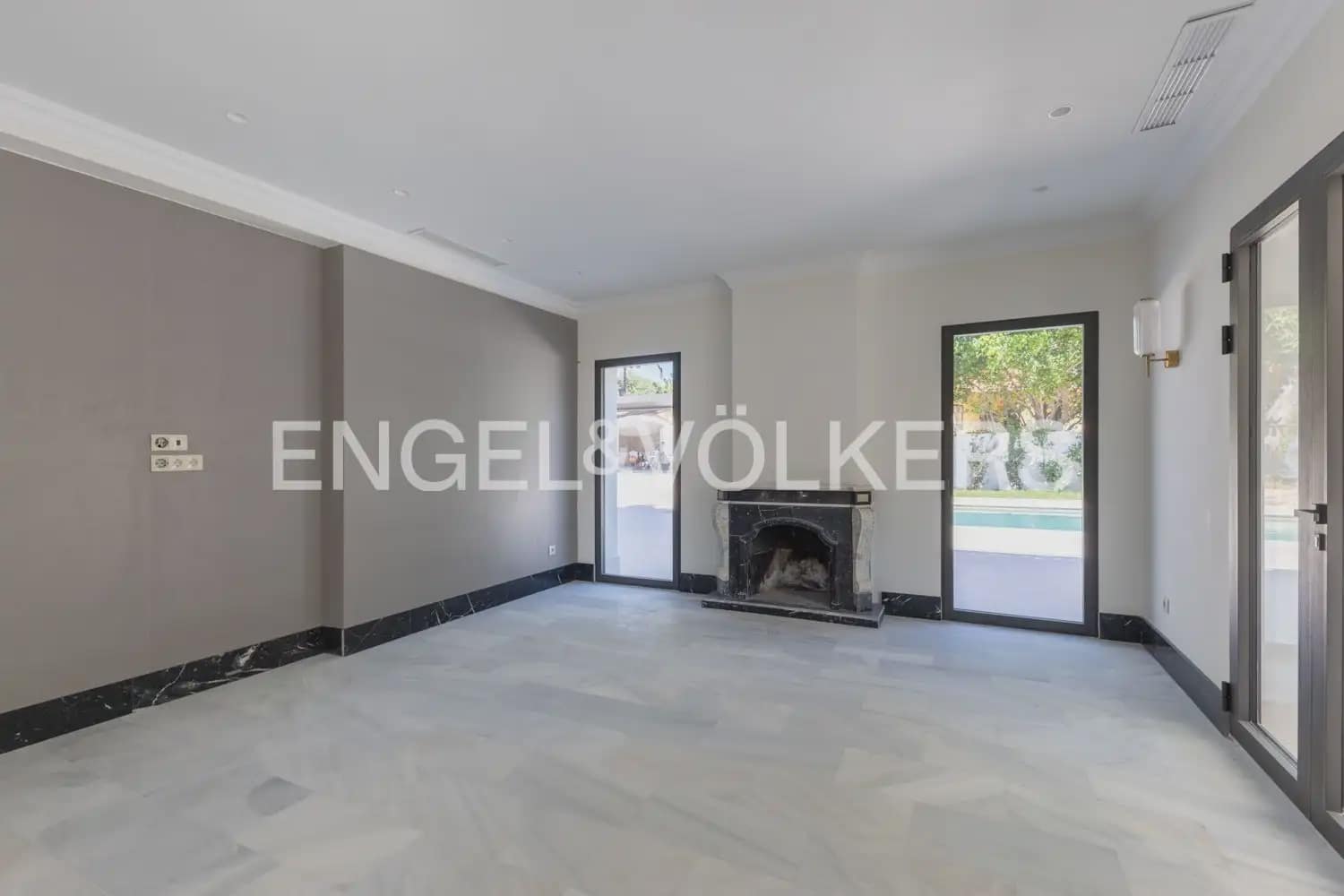 5 soveværelse Villa til leje i Godella med swimmingpool garage - € 22.000 (Ref: 10057837)