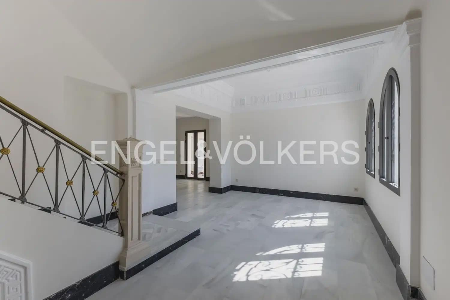 5 soveværelse Villa til leje i Godella med swimmingpool garage - € 22.000 (Ref: 10057837)