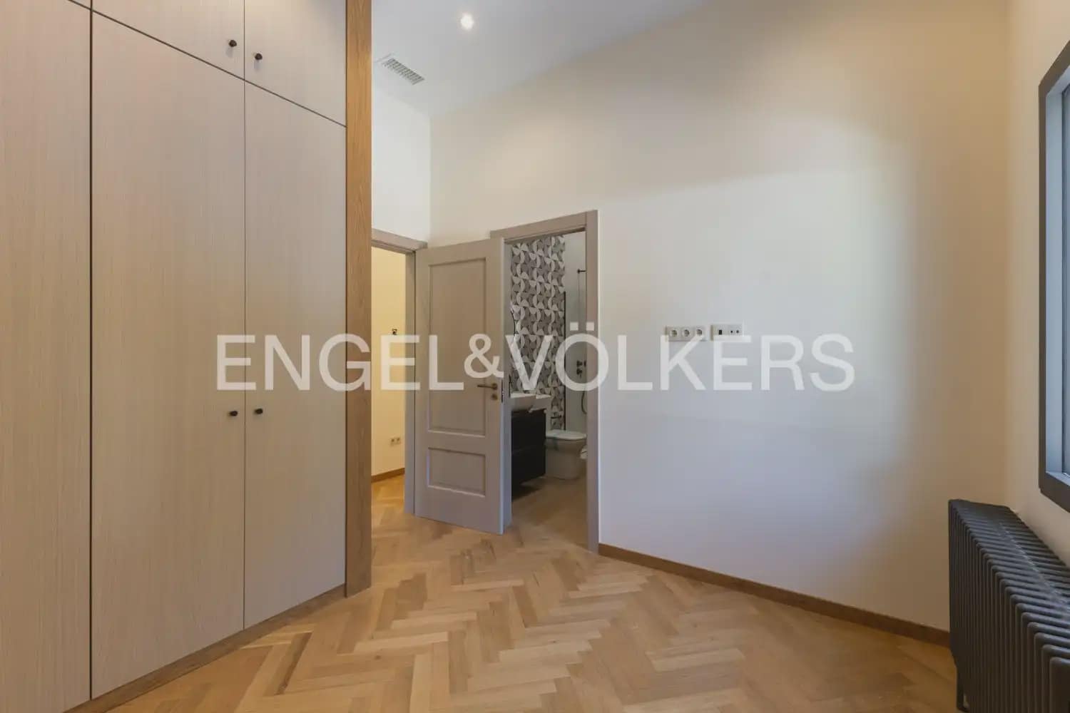 5 soveværelse Villa til leje i Godella med swimmingpool garage - € 22.000 (Ref: 10057837)
