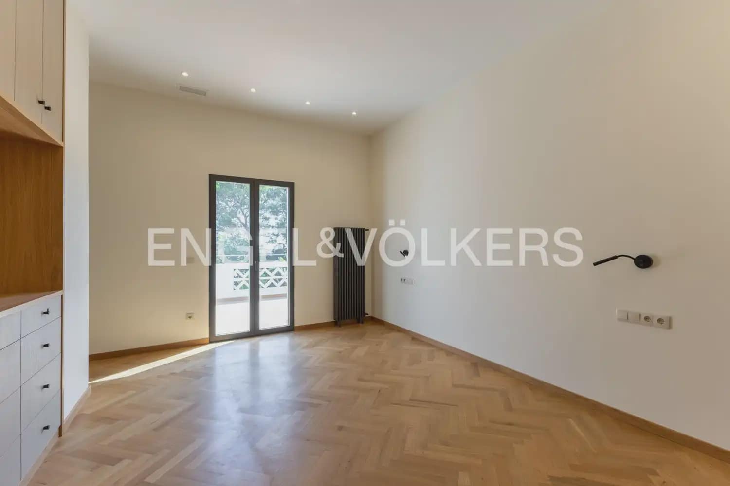 5 soveværelse Villa til leje i Godella med swimmingpool garage - € 22.000 (Ref: 10057837)