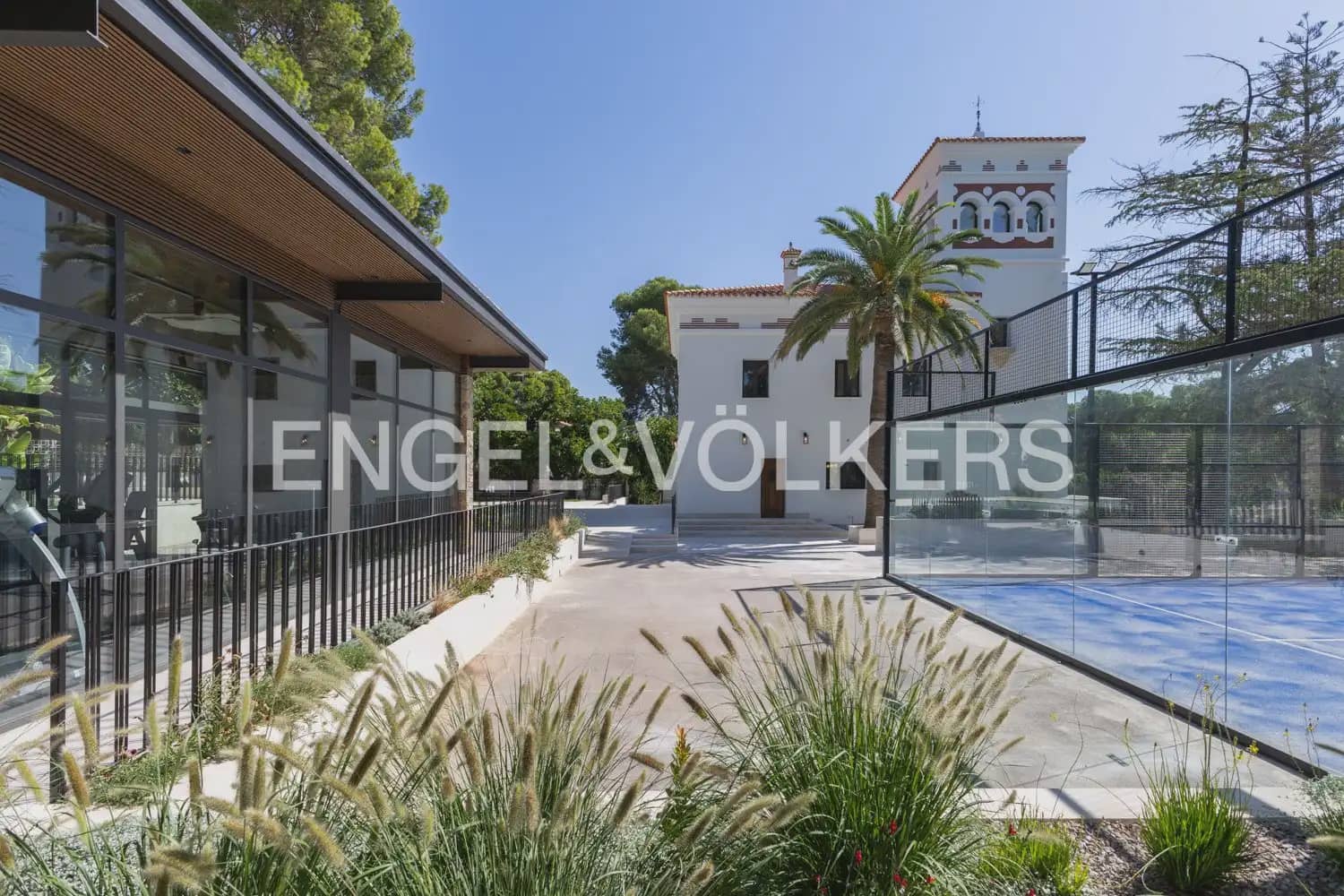 5 soveværelse Villa til leje i Godella med swimmingpool garage - € 22.000 (Ref: 10057837)