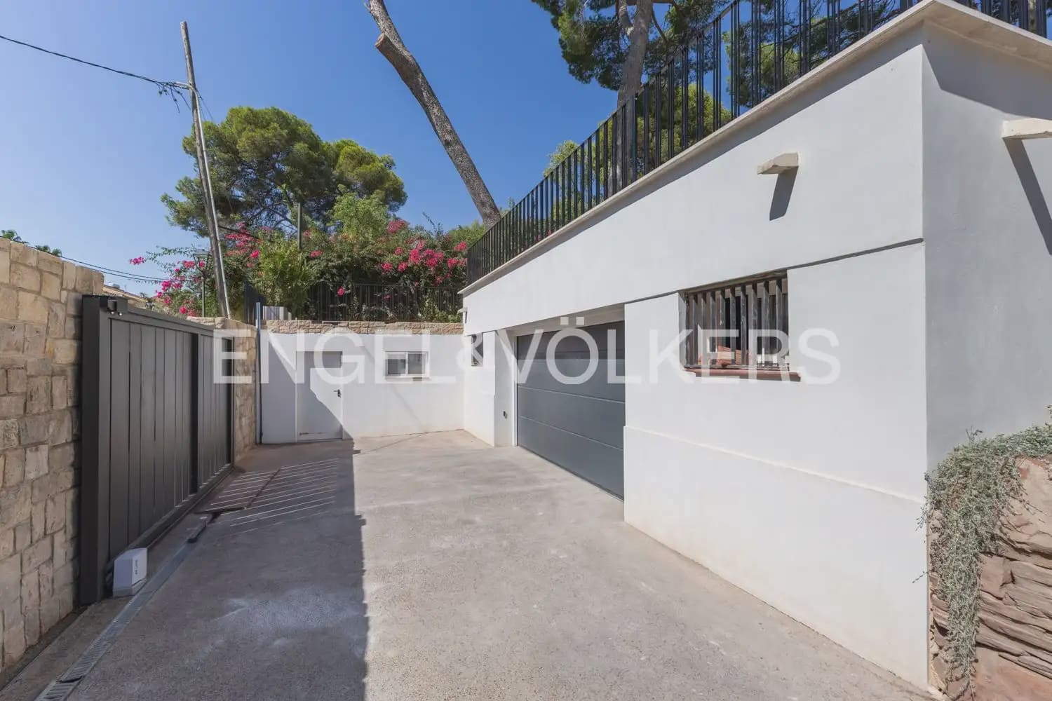 5 soveværelse Villa til leje i Godella med swimmingpool garage - € 22.000 (Ref: 10057837)