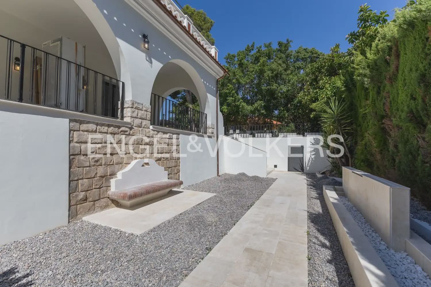 5 soveværelse Villa til leje i Godella med swimmingpool garage - € 22.000 (Ref: 10057837)