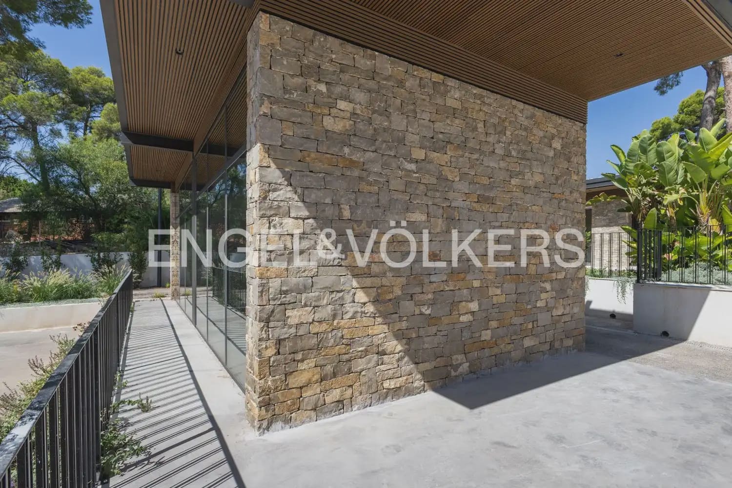 5 soveværelse Villa til leje i Godella med swimmingpool garage - € 22.000 (Ref: 10057837)