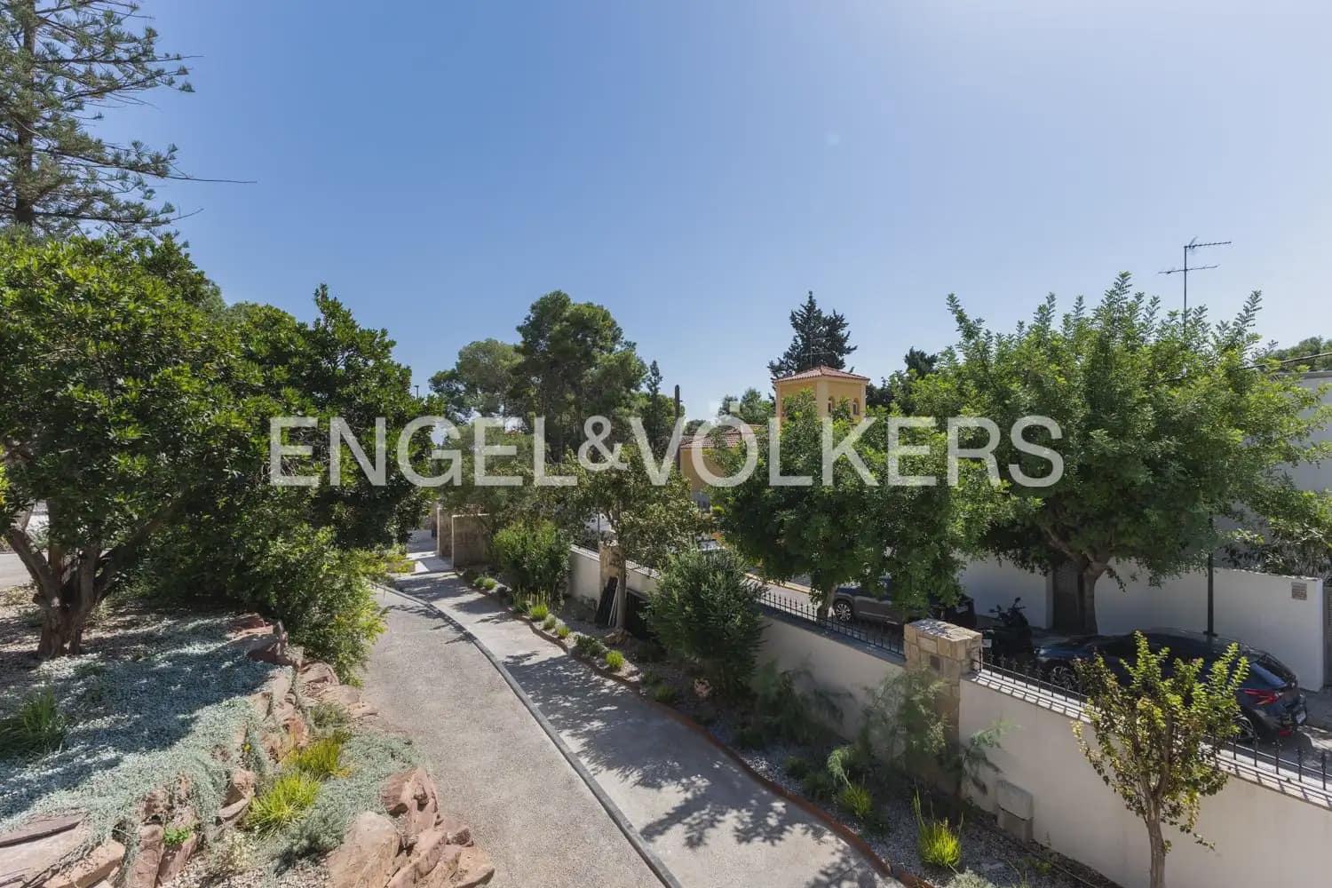 5 soveværelse Villa til leje i Godella med swimmingpool garage - € 22.000 (Ref: 10057837)